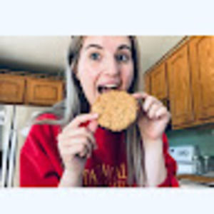 Meet your Posher, Katelyn